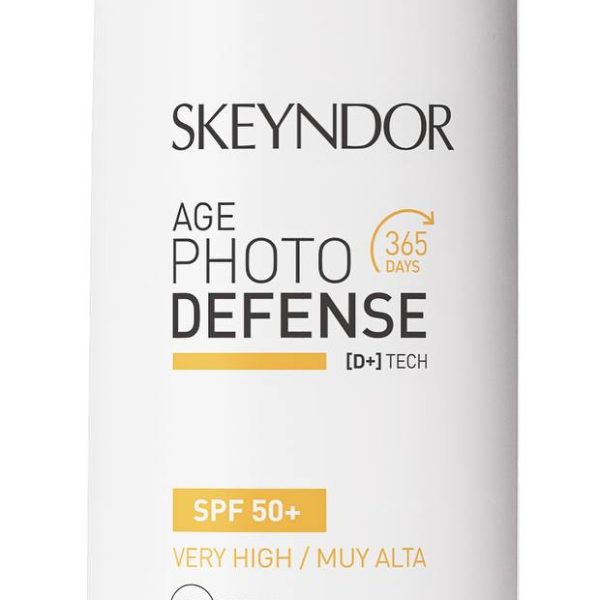 Защитный матирующий крем для лица SPF 50+ для комбинированной и жирной кожи Skeyndor Age Photo Defense 75 мл